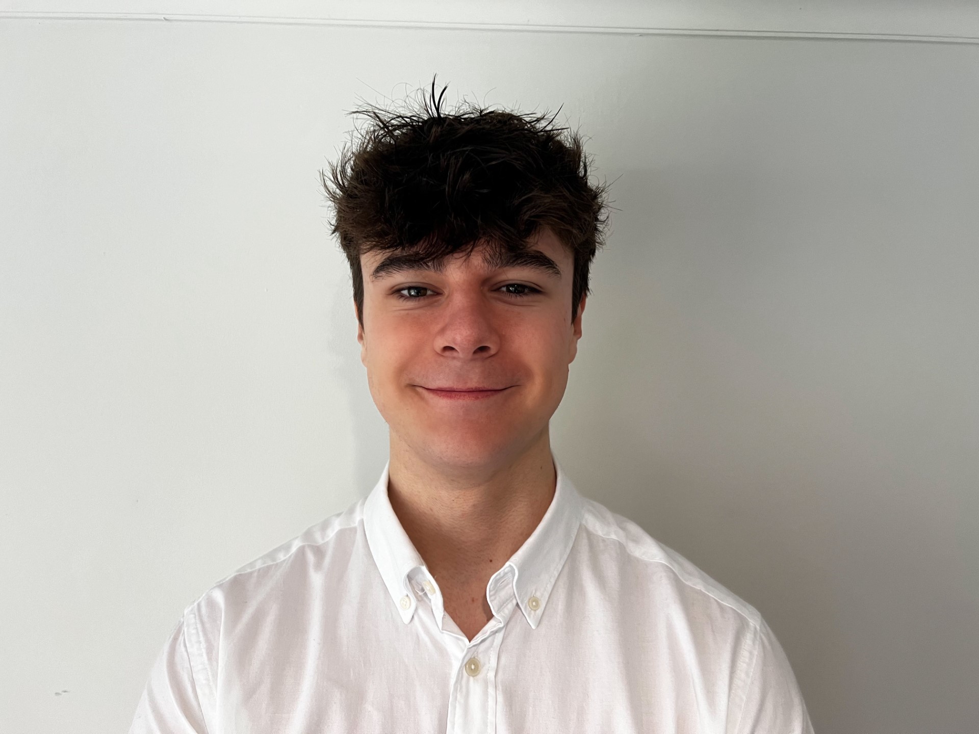 George Molnyeux headshot, internships financial services